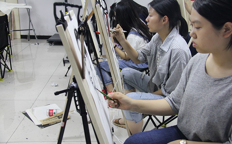 哪些学生不适合学习美术